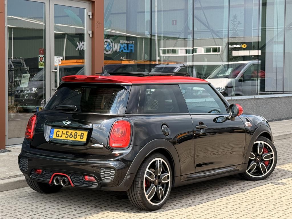 Mini 3-deurs 2.0 john cooper works s 232pk | acc | pano | head-up | harman 