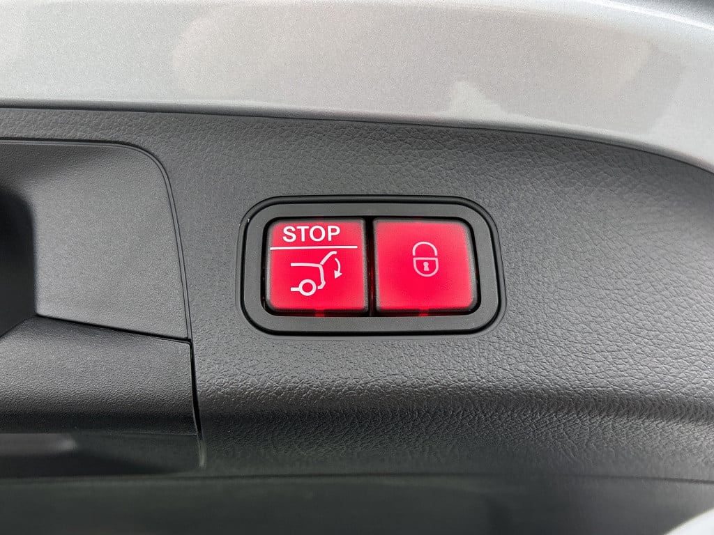 Mercedes-Benz Eqa 250+ business solution amg 71 kwh | trekhaak | nightpakke