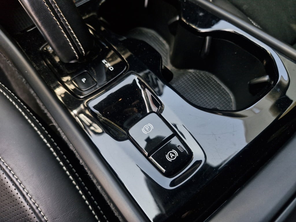 Volvo XC40 2.0 t4 r-design