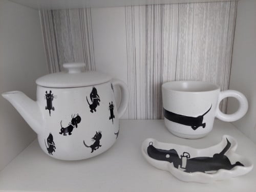 Takkie theepot, mok en schaaltje NIEUW