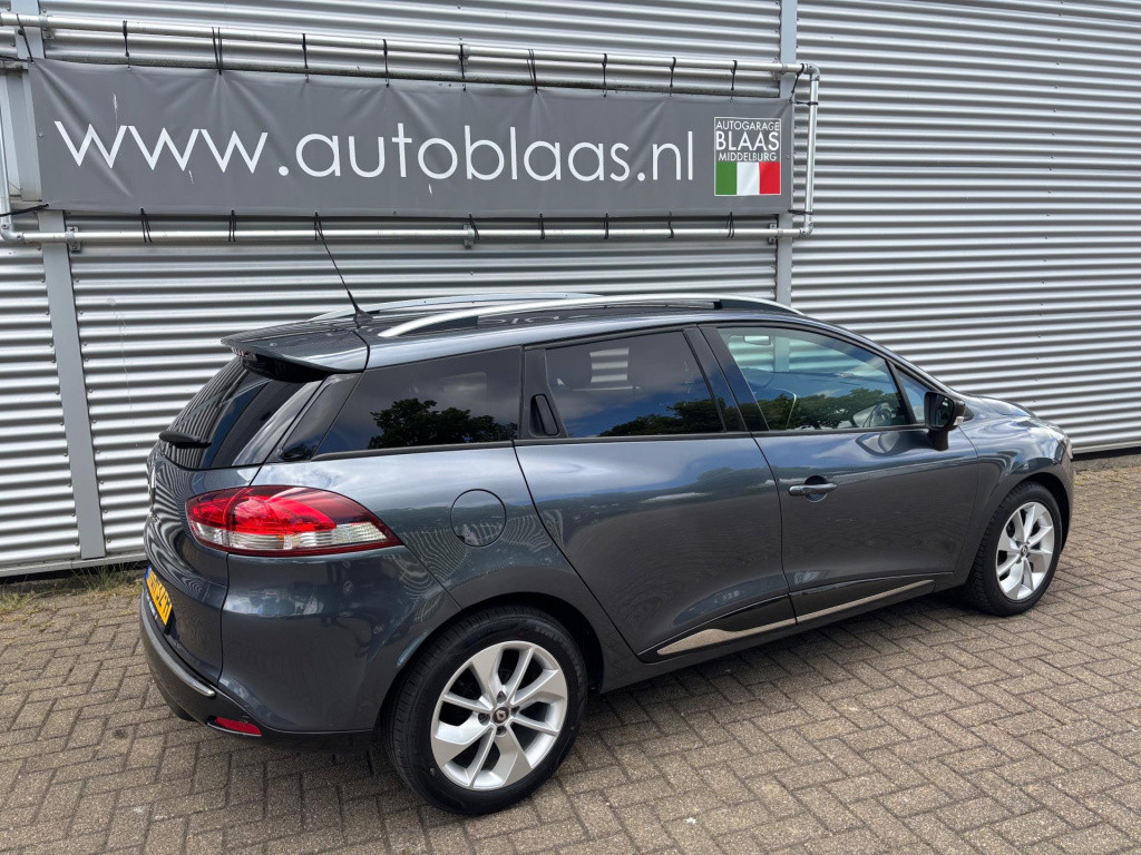 Renault Clio estate 1.2 16v