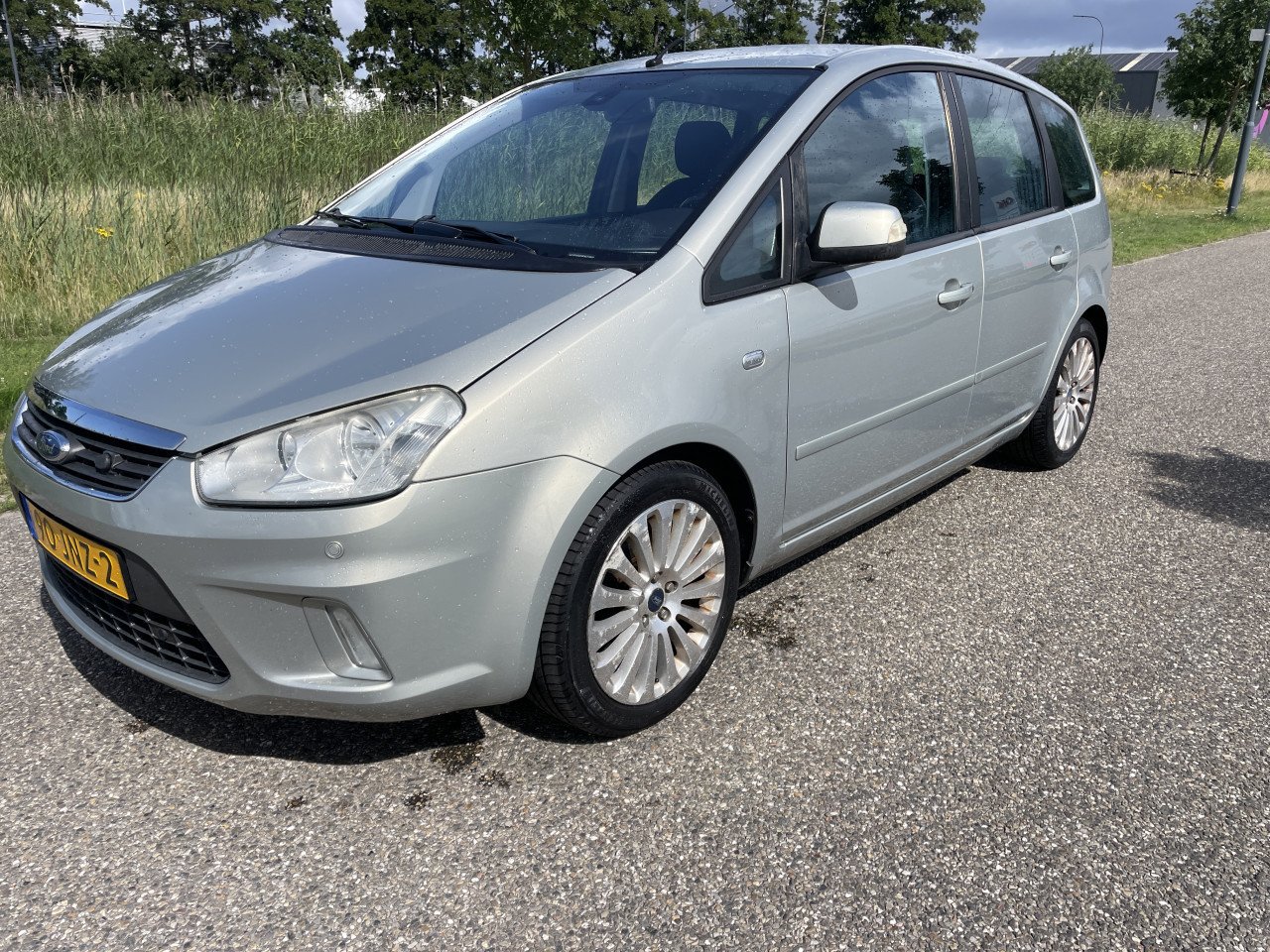 Ford c Max 1.8 titanium uitvoering