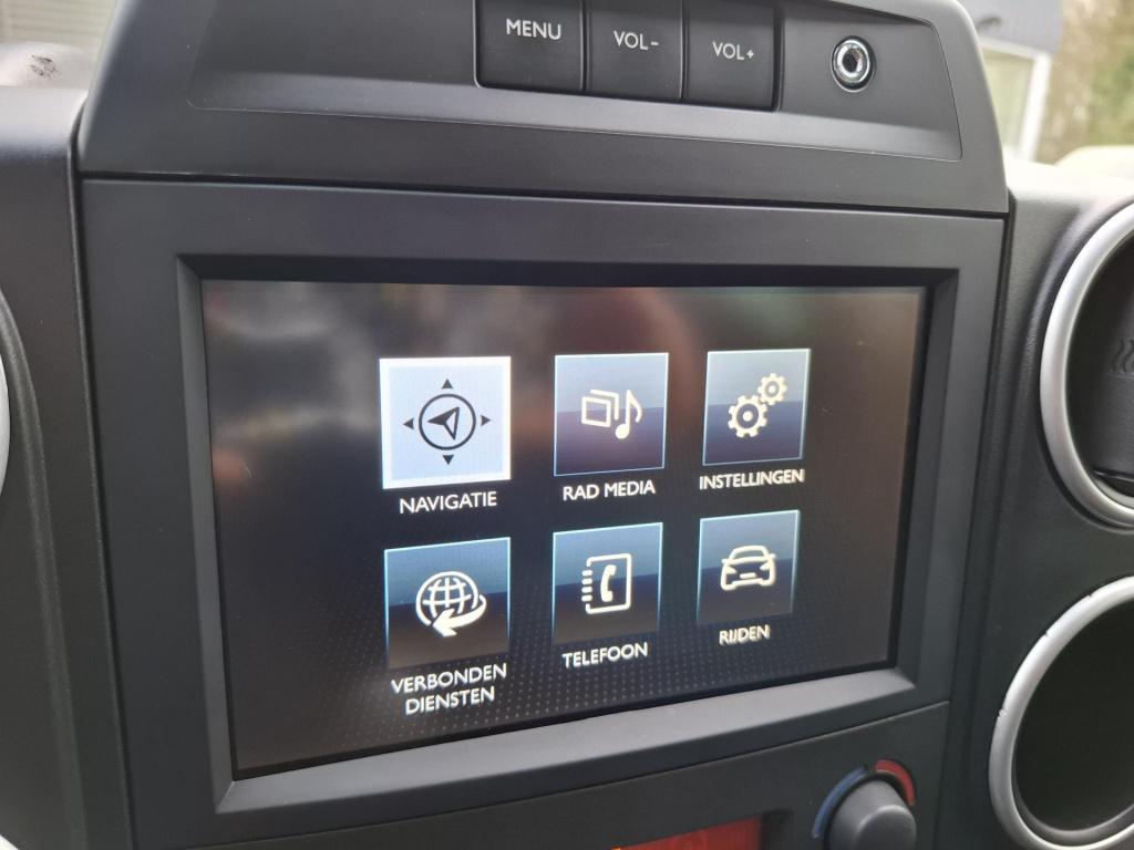 Peugeot Partner tepee mpv 110 active zenith pano dak, nav, trekhaak