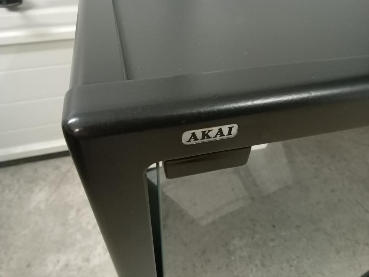 Akai cube by pb design