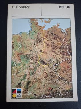 Im Uberblick BERLIN informatie boekje uit 1987