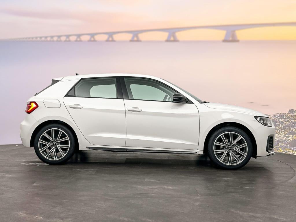 Audi A1 Sportback advanced edition 25 tfsi 70 kw / 95 pk sportback 5