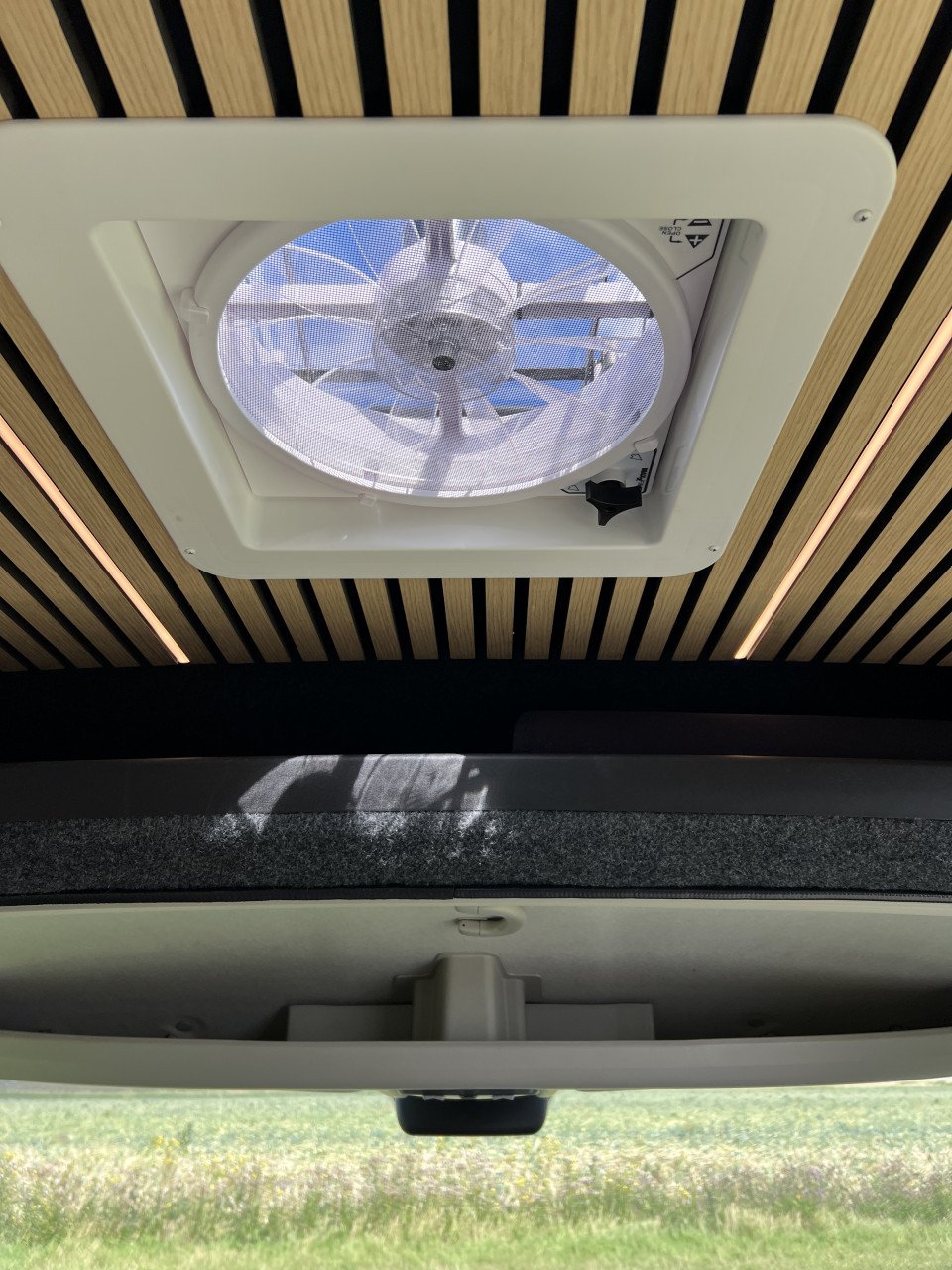 Peugeot Boxer L2H2 Off Grid Camper