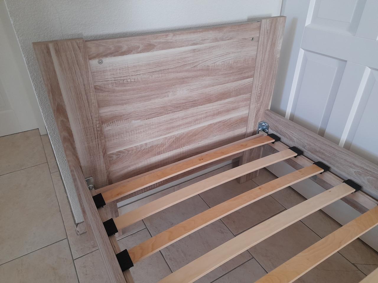 1 Persoons bed ( z.g.a.n. ) 90 x 200