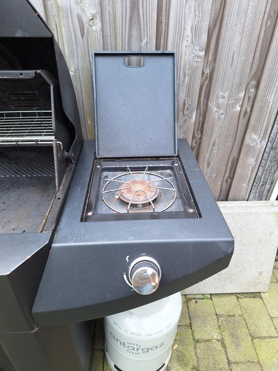 Boretti buitenkeuken