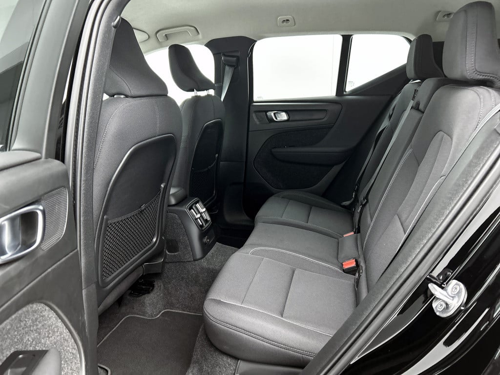 Volvo XC40 1.5 t4 recharge inscription expression | 360 camera | navi