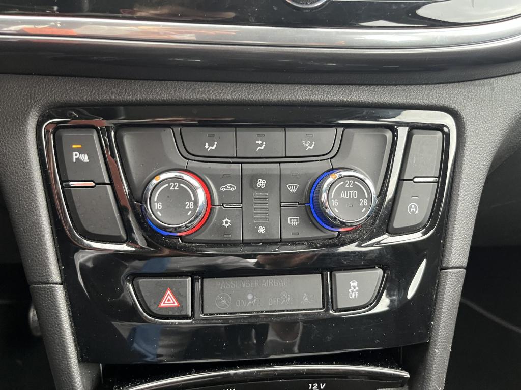 Opel Mokka 1.4 turbo innovation | climate control | cruise control | parkee