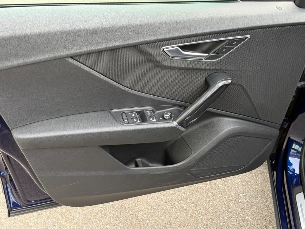 Audi Q2 35 tfsi 150pk s-tronic s edition | 2x s-line | camera | navi | virt