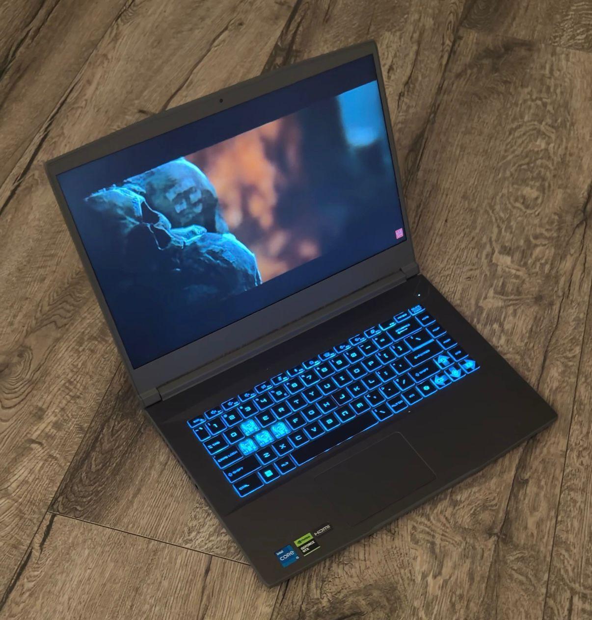 MSI GAming Laptop RTX 3050 - SSD - I5 13420H 8 CORE - 16GB