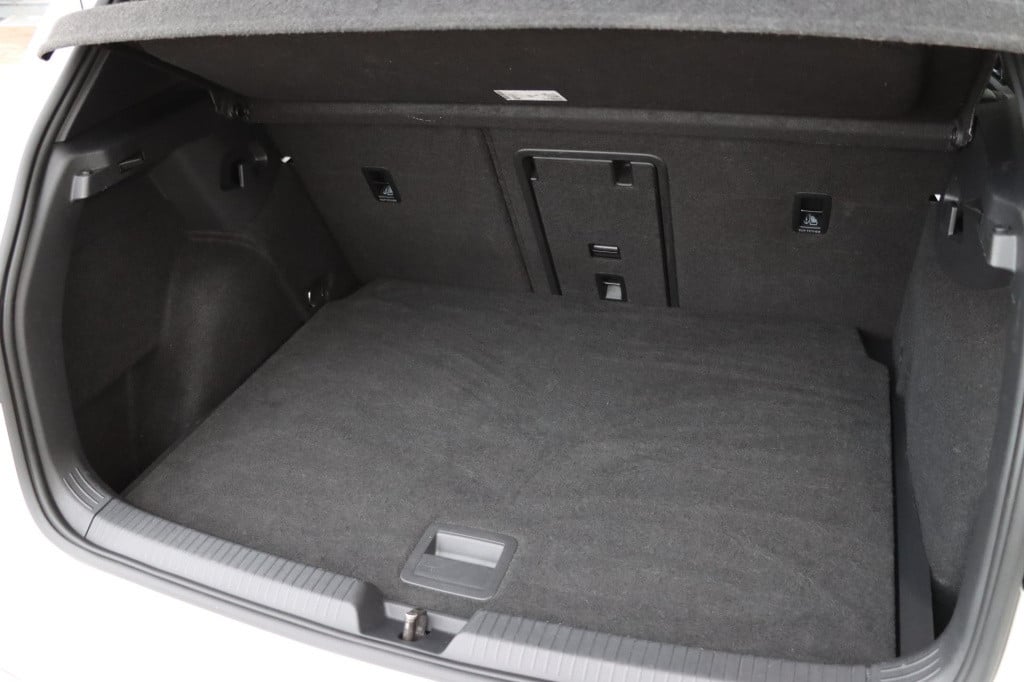 Volkswagen Golf 2.0 tsi gti 245pk dsg7
