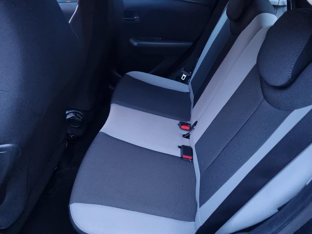 Toyota Aygo 1.0 vvt-i x-play / nl auto / nap / bj. 2015 / midnight black pe