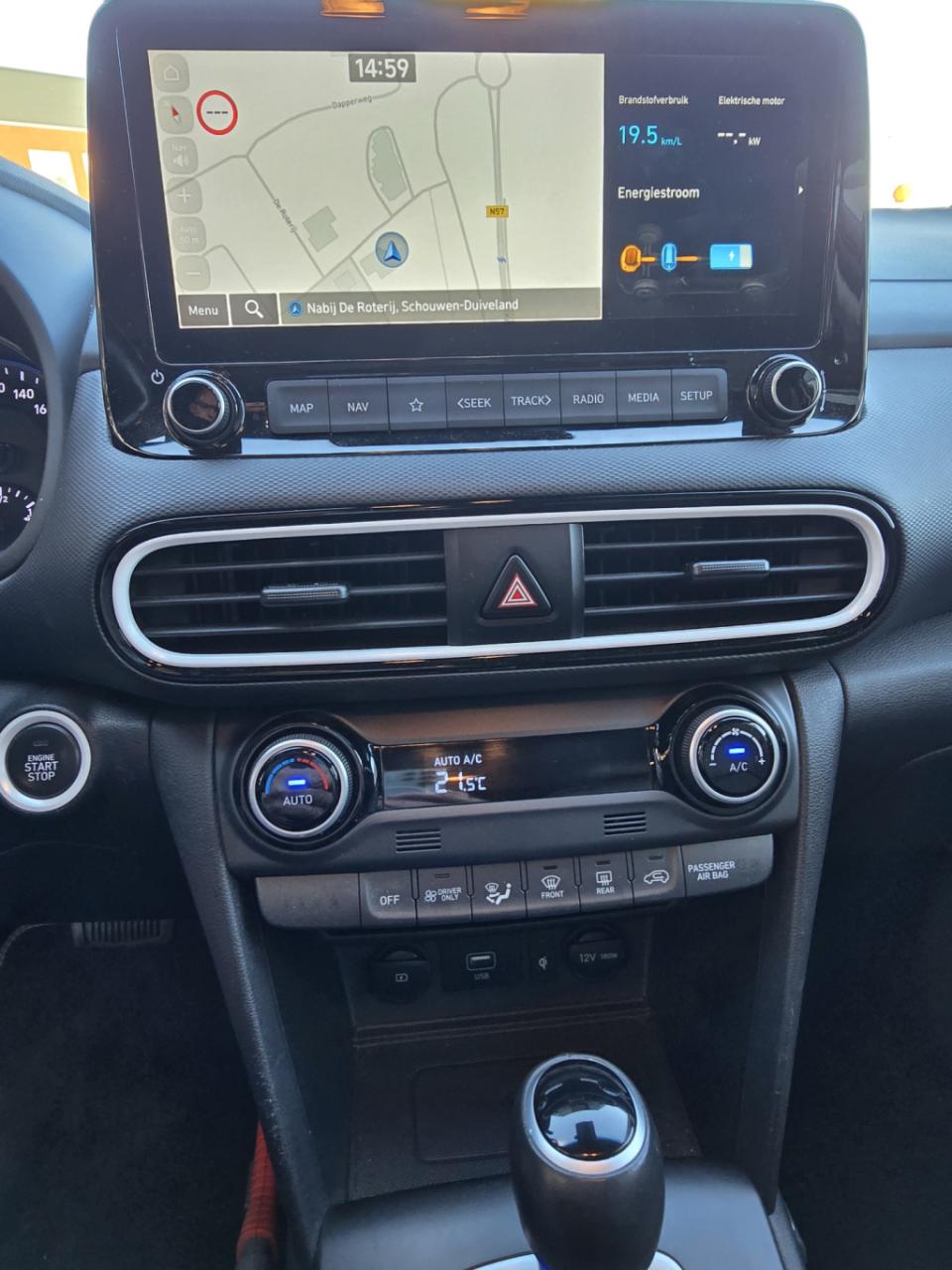 Hyundai Kona 1.6 gdi hev premium | lederen bekleding | stoel/stuur verwarmi