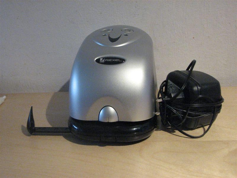 Nietmachine / Perforator