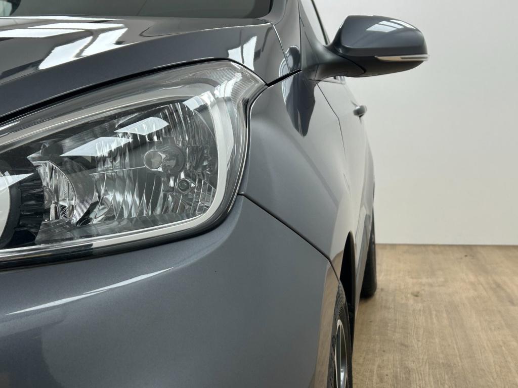 Hyundai I 10 occasion 1.2i | grijs | tweedehands hyundai i10 | airco | pano