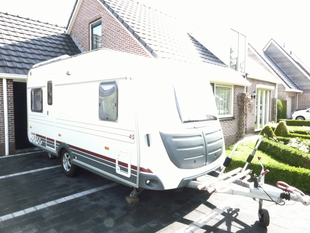 Caravan Homestar Racer 45 UTF