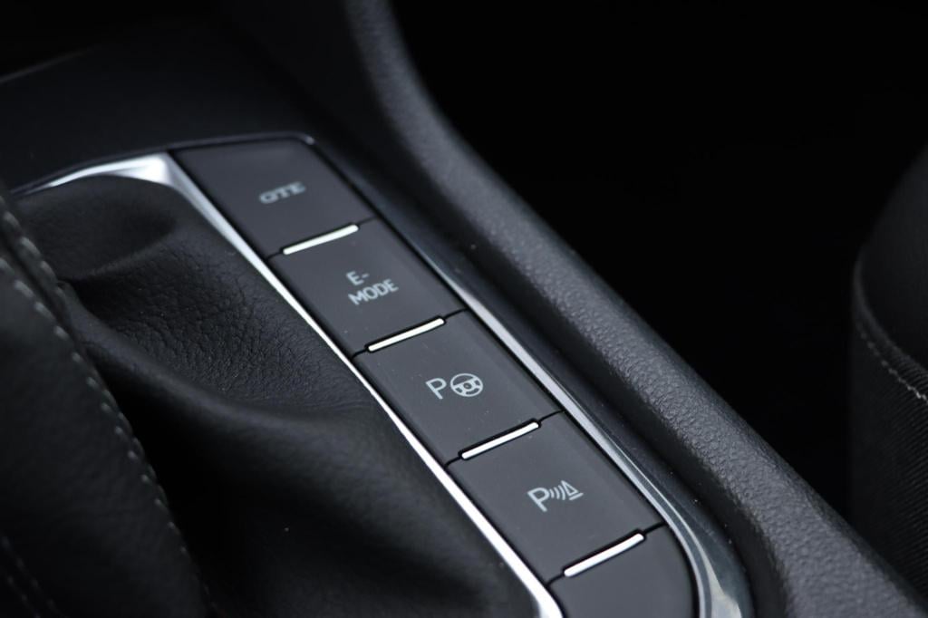 Volkswagen Tiguan 1.4 tsi ehybrid r-line business+ black style 245pk dsg6