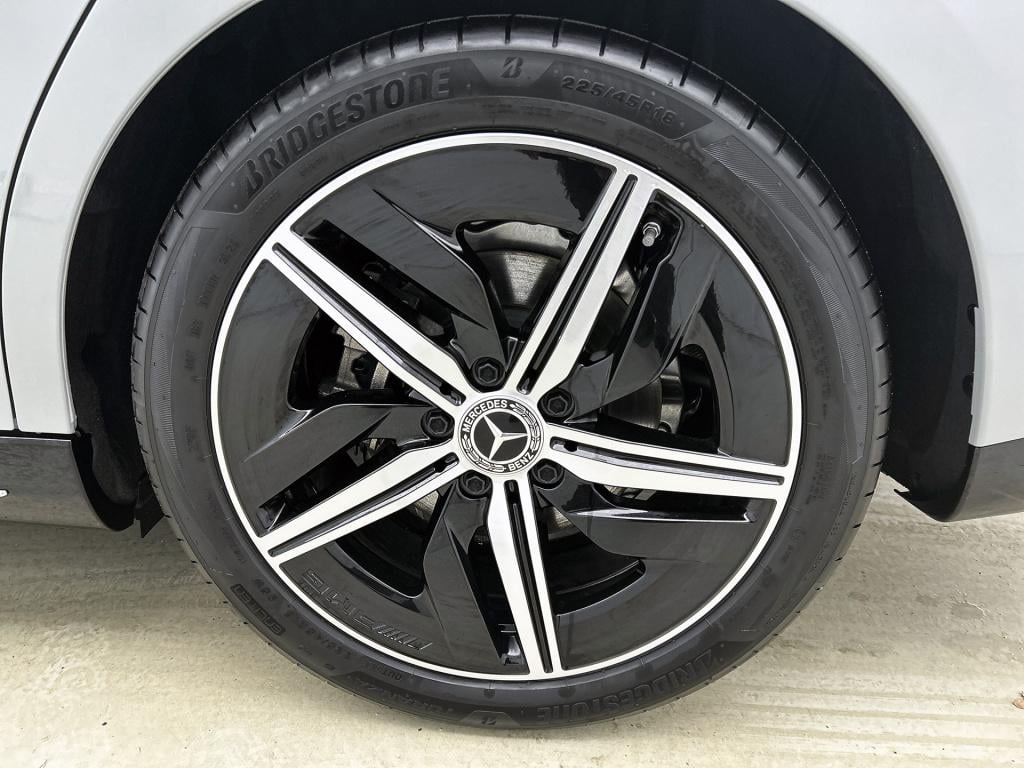 Mercedes-Benz Cla 200 business solution amg | advanced plus pakket | parkee