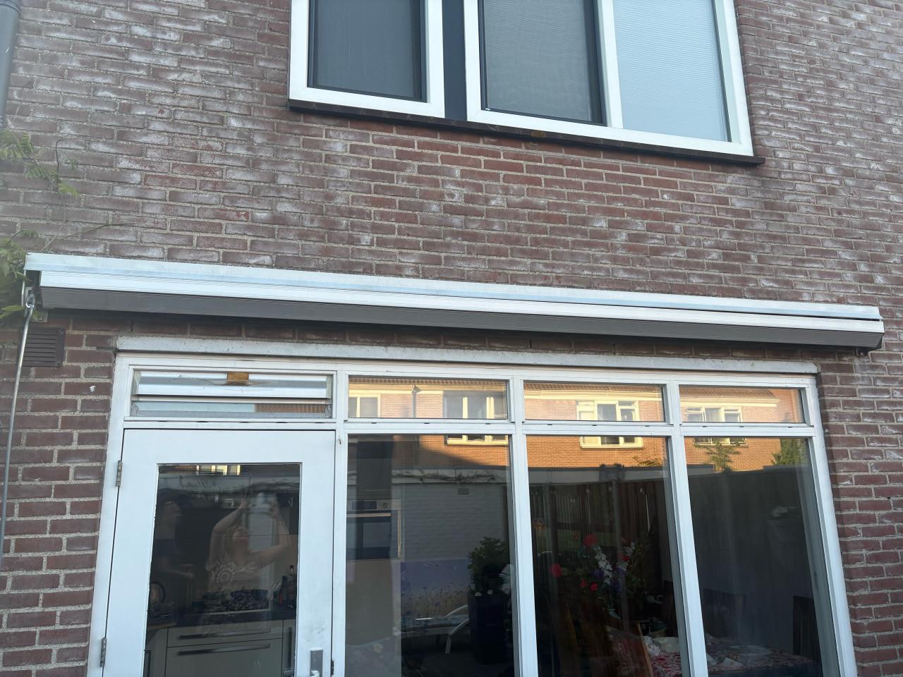 Zonnescherm knikarm