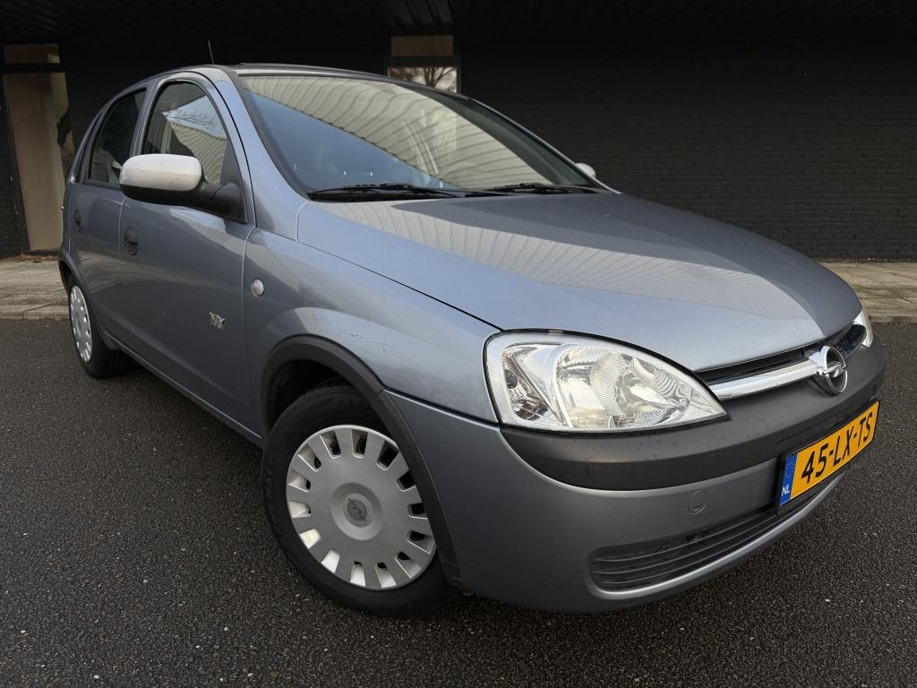Opel Corsa 1.4-16v njoy automaat!