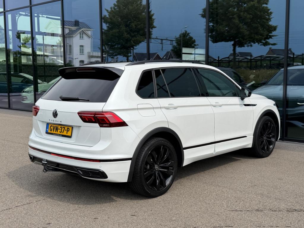 Volkswagen Tiguan 1.5 tsi 150pk dsg r-line | trekhaak | camera | carplay | 