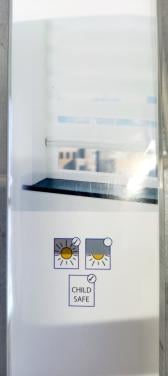 Gratis Wit verduisterings rolgordijn