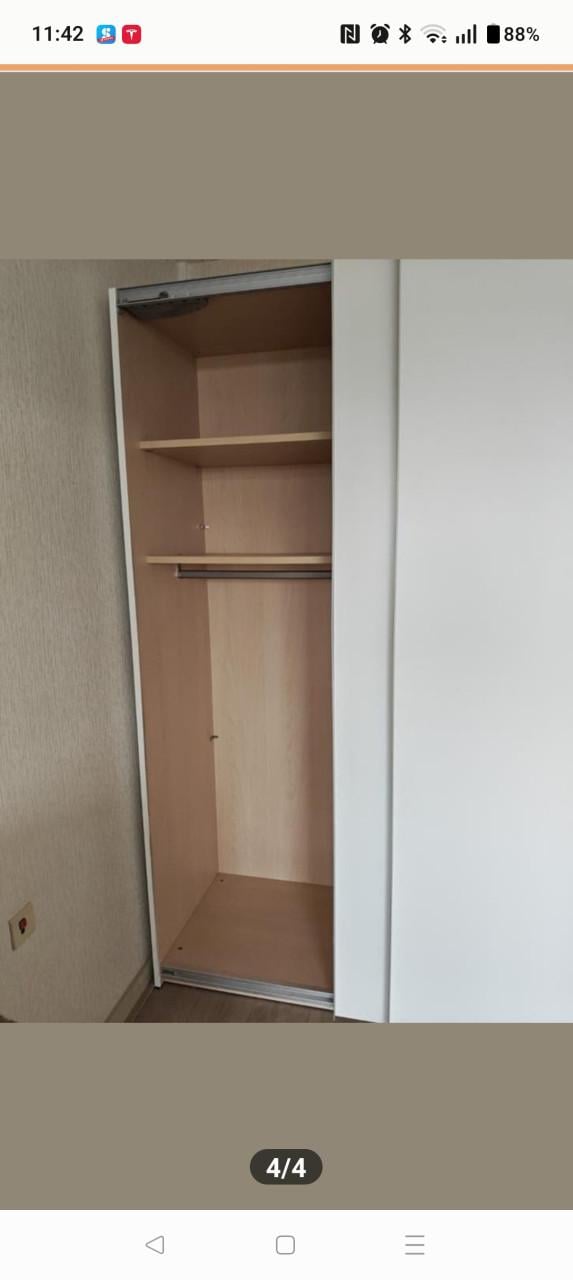 Kledingkast met 3 schuifdeuren