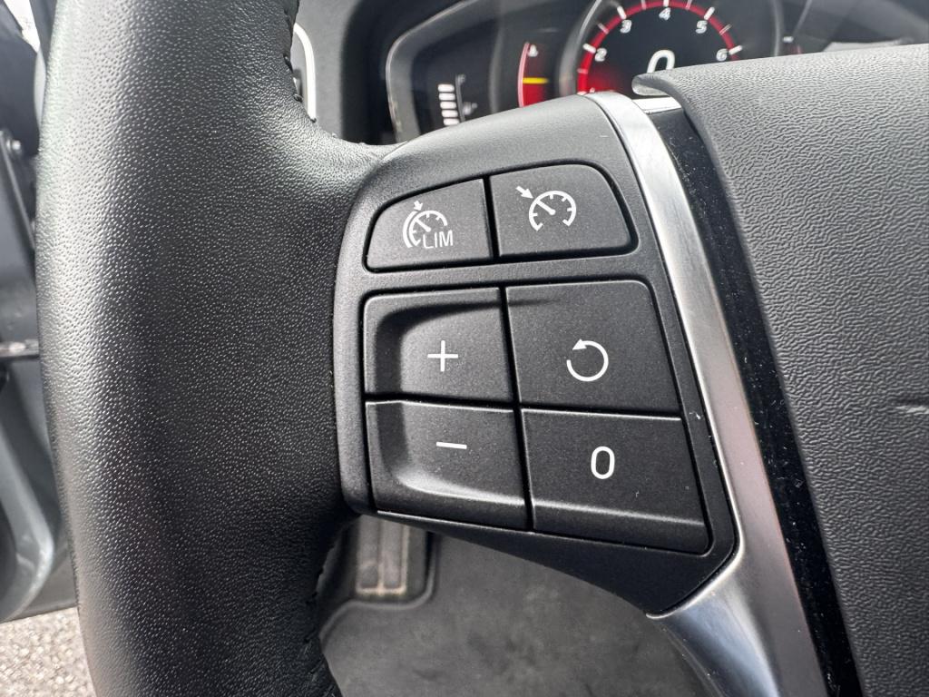 Volvo V60 cross country 2.0 t5 polar+ | 19" lmv | on-call | trekhaak