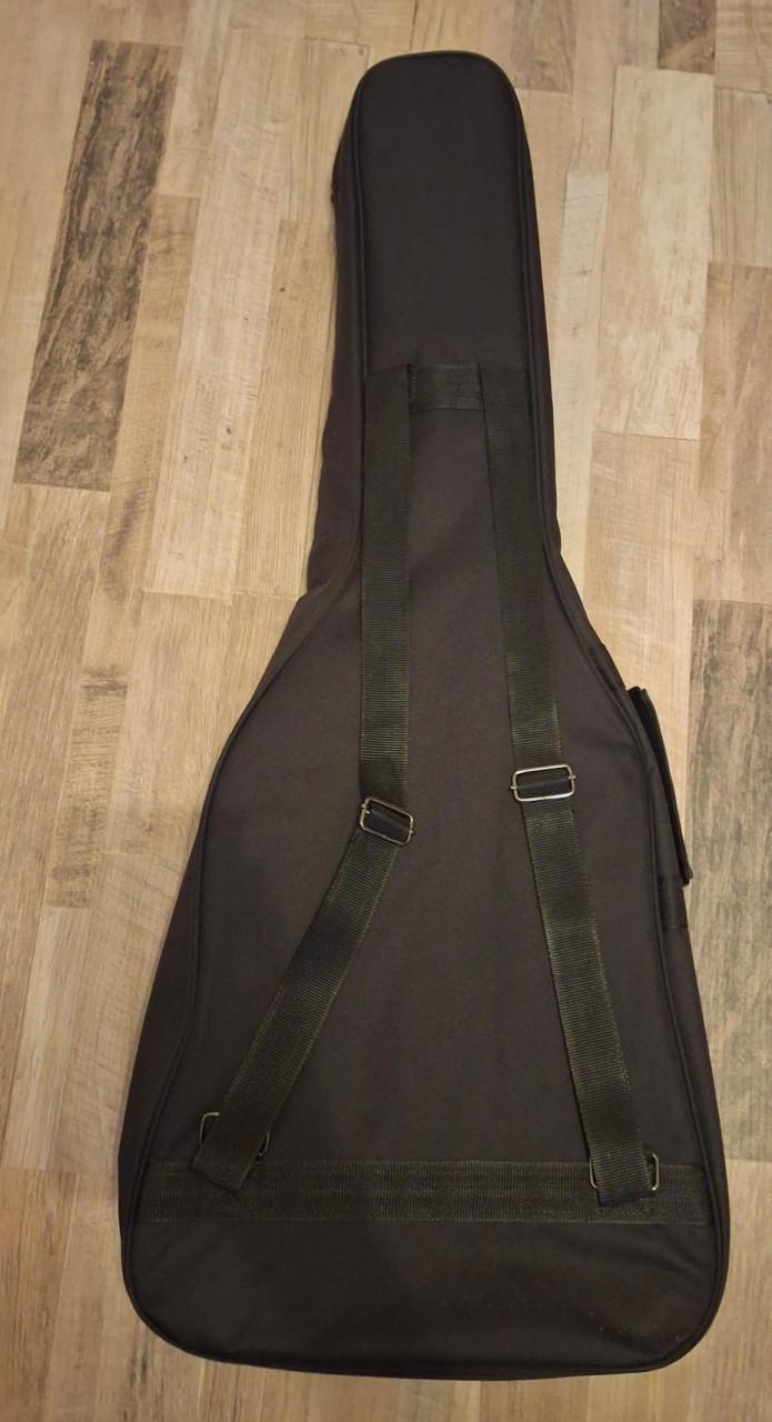 Akoestische gitaar (lapaz)