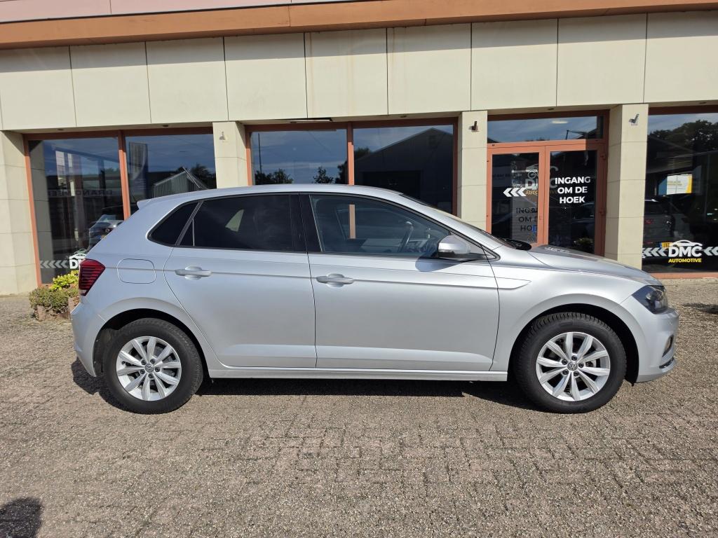 Volkswagen Polo 1.0 tsi highline business r | clima | acc | navi |apple car