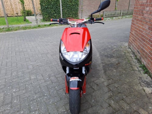 Te koop mooie peugeot vivacity