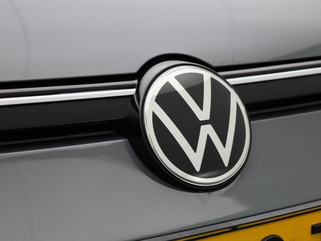 Volkswagen Golf 1.5 tsi life | navigatie | apple carplay / android auto | c