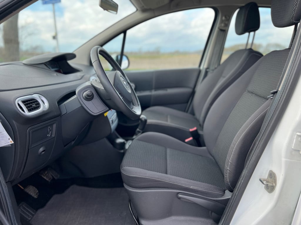 Renault Modus 1.2-16v dynamique // 28.000 km! // new