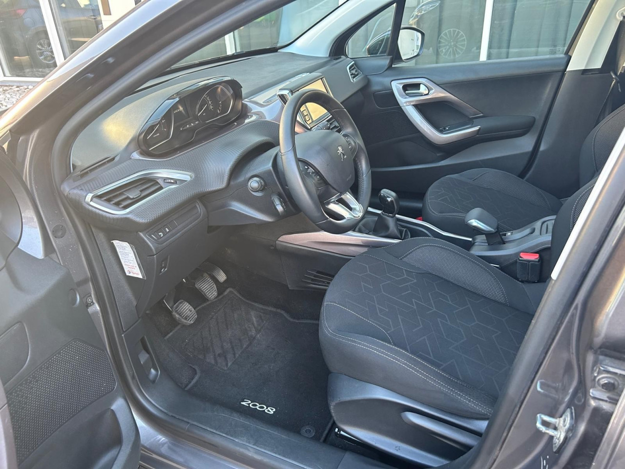 Peugeot 2008 1.2 met 66dkm eerste eigenaar