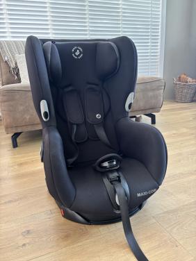 Maxicosi Axiss black - draaibaar