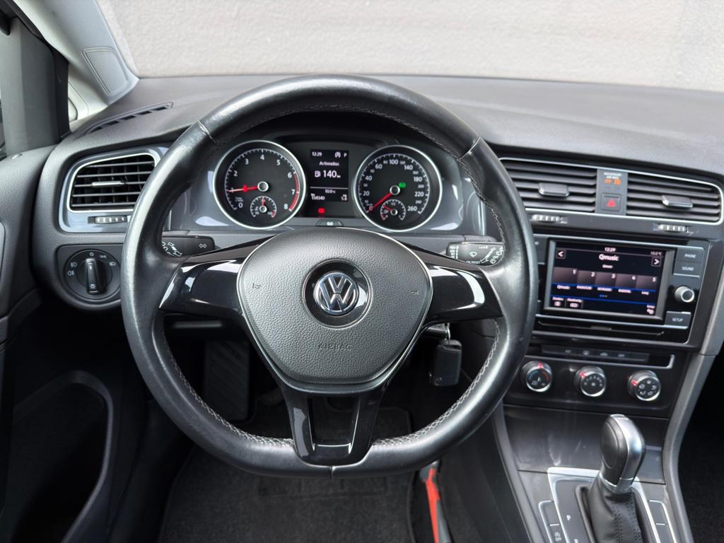 Volkswagen Golf variant 1.0 tsi trendline