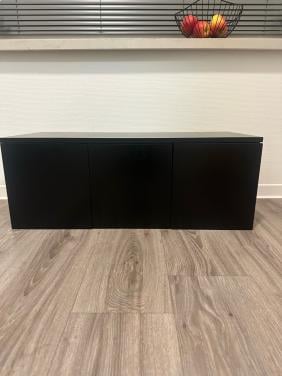 Zwarte houten tv meubel