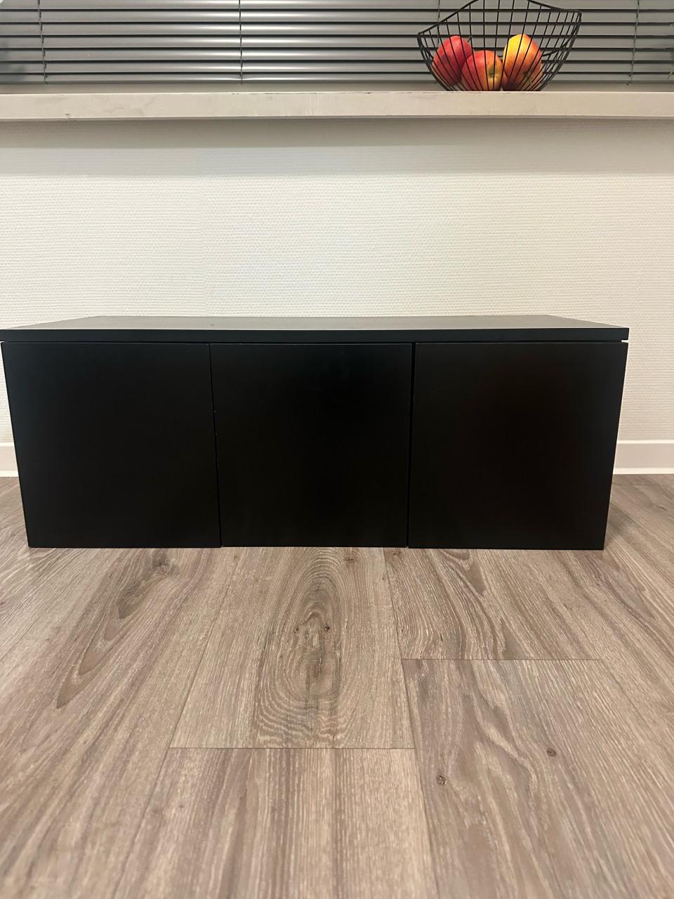 Zwarte houten tv meubel