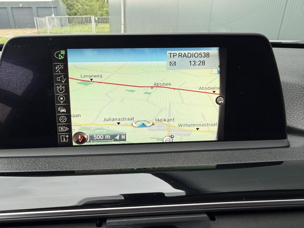 BMW 3-serie 318i automaat executive sportline sedan