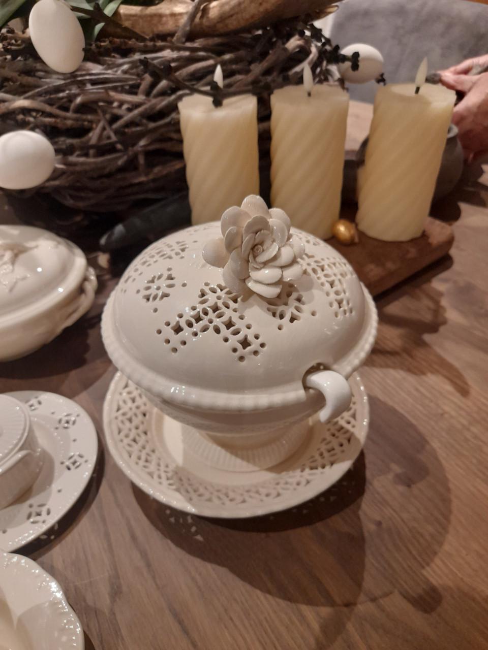 Authentic leedsware  servies (in goede nette staat )