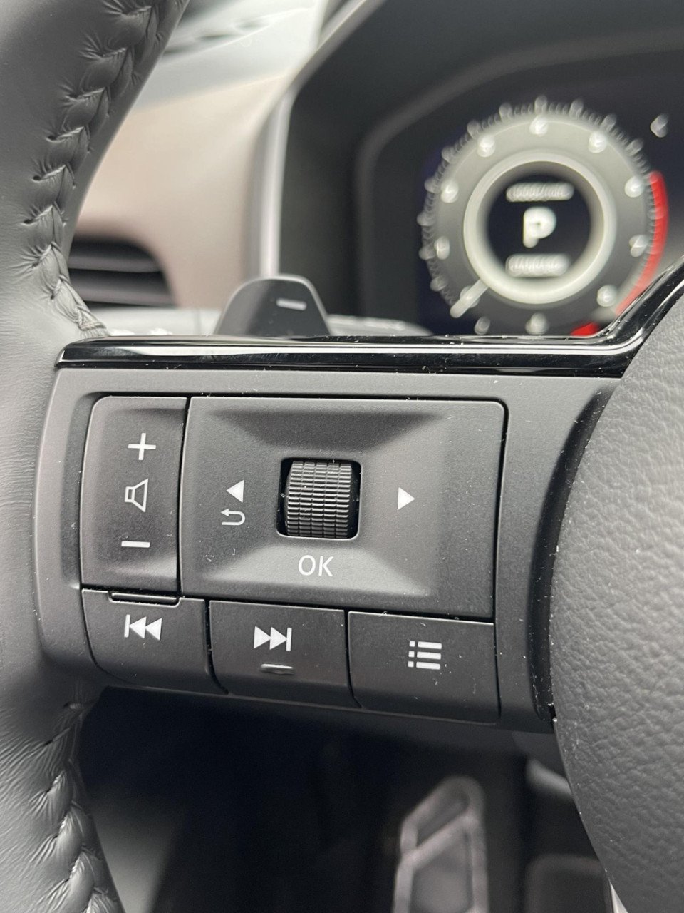 Nissan Qashqai 1.3 mhev xtronic tekna