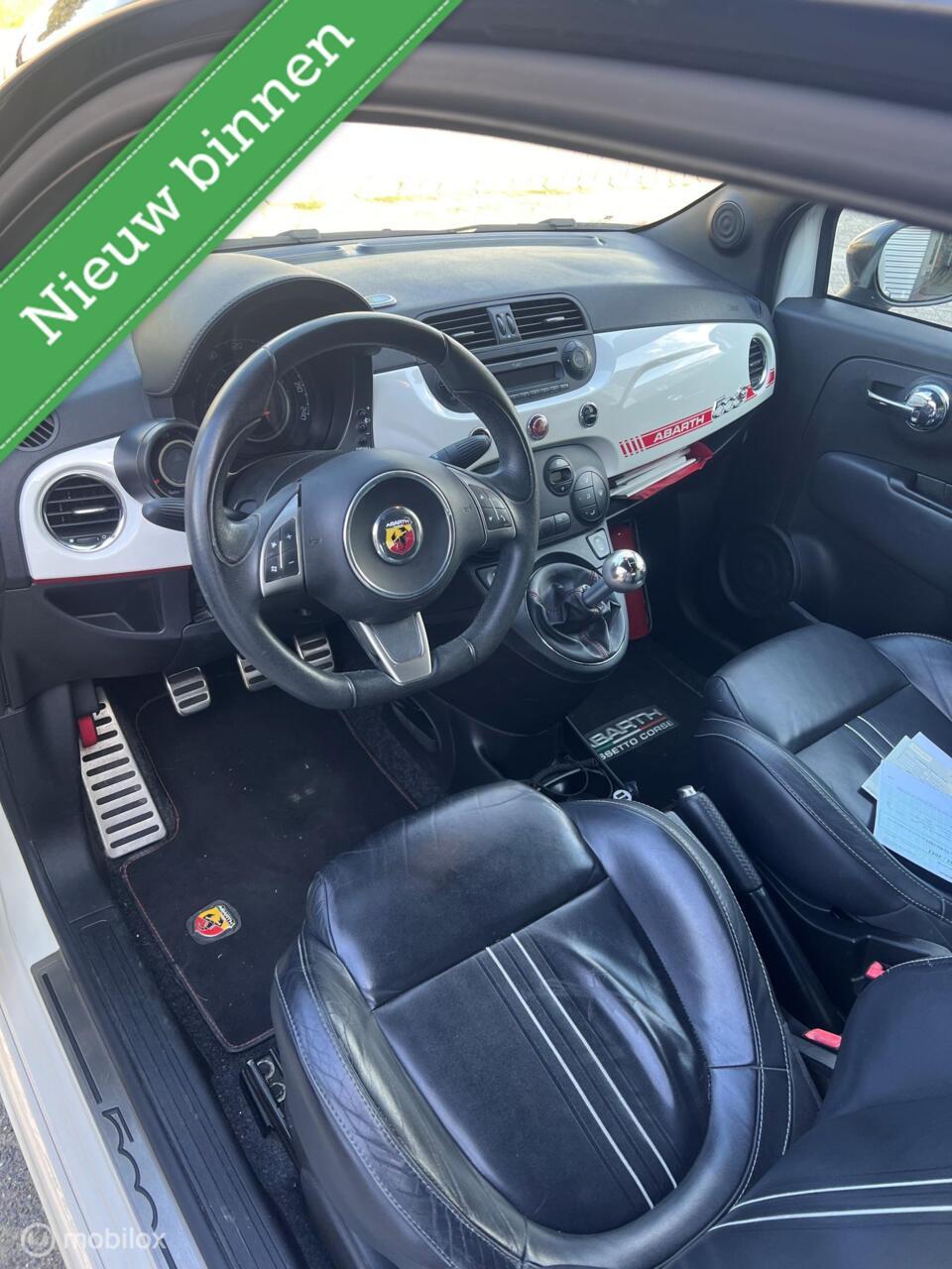 Fiat 500 C 1.4-16v abarth /bi-colore/airco/ecc/lm velgen/sportuitlaat/xenon