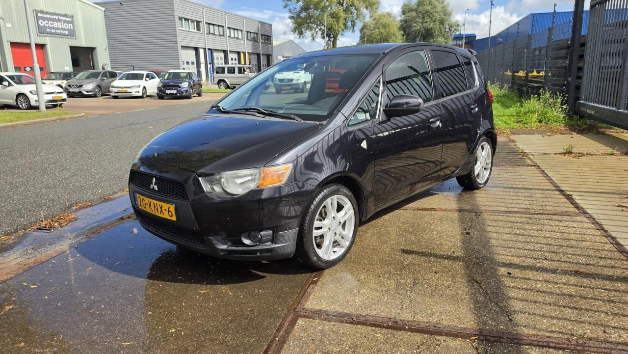 Mitsubishi Colt 1.5i 2010 – Lage km stand