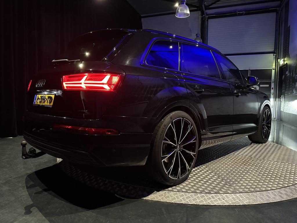 Audi Q7 3.0 tdi e-tron quattro sport *pano*hud*360camera*23"inch*
