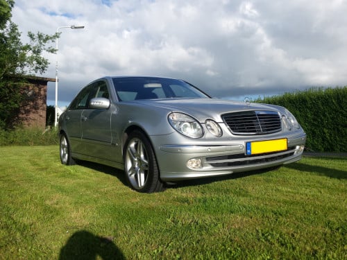 Mercedes E 500