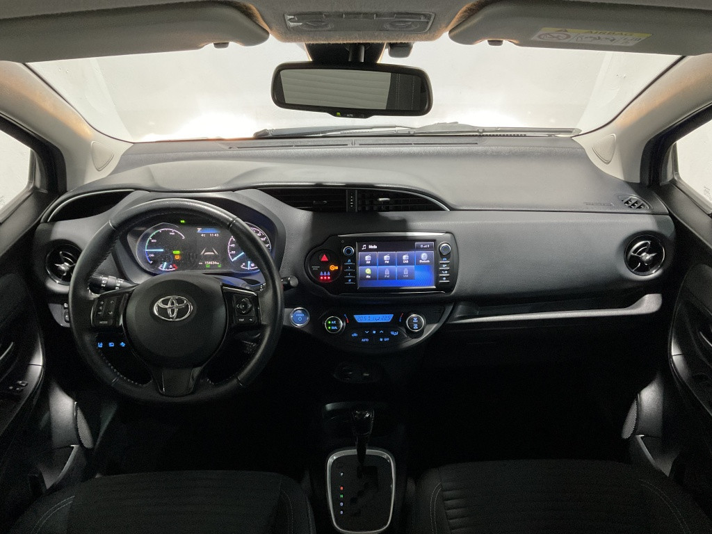 Toyota Yaris 1.5 hyb. aspiration | navi | keyless | camera |