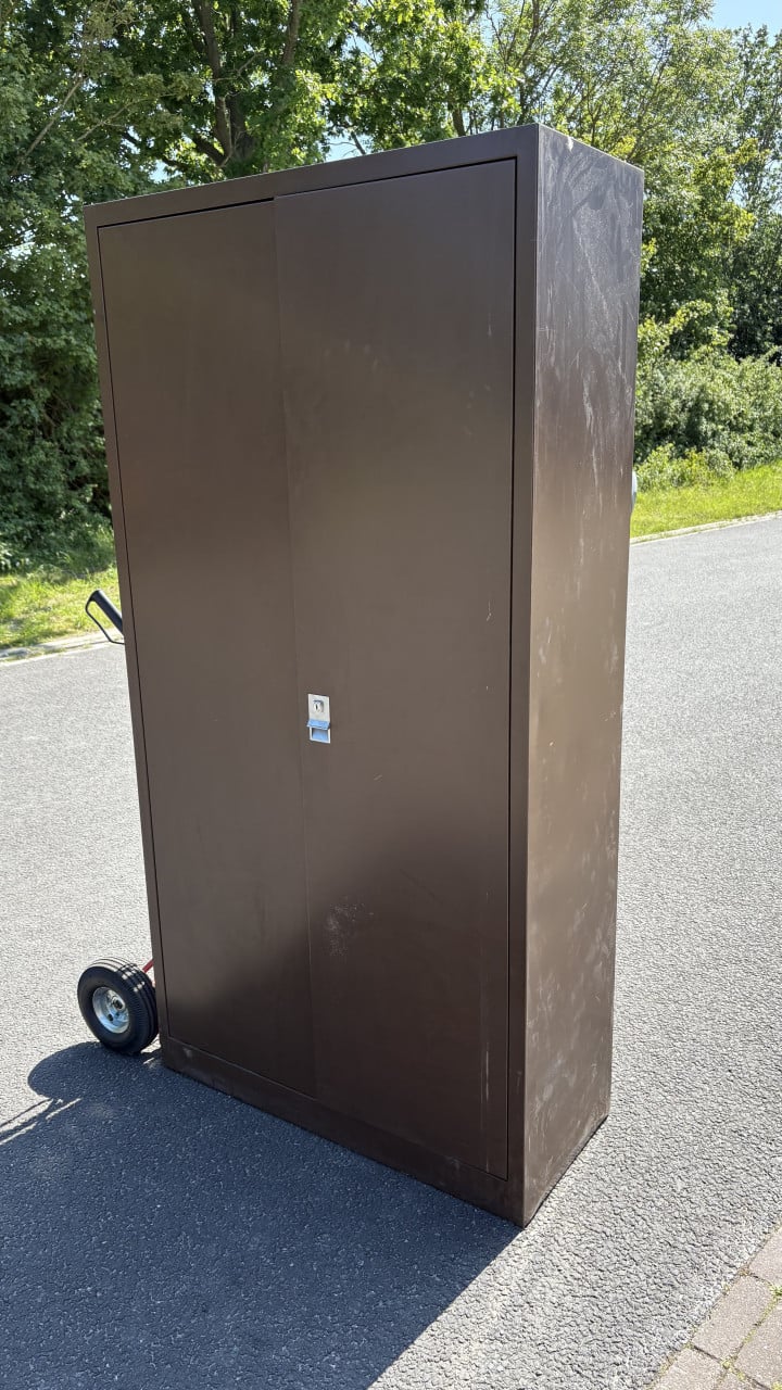 Ahrend stalen kast